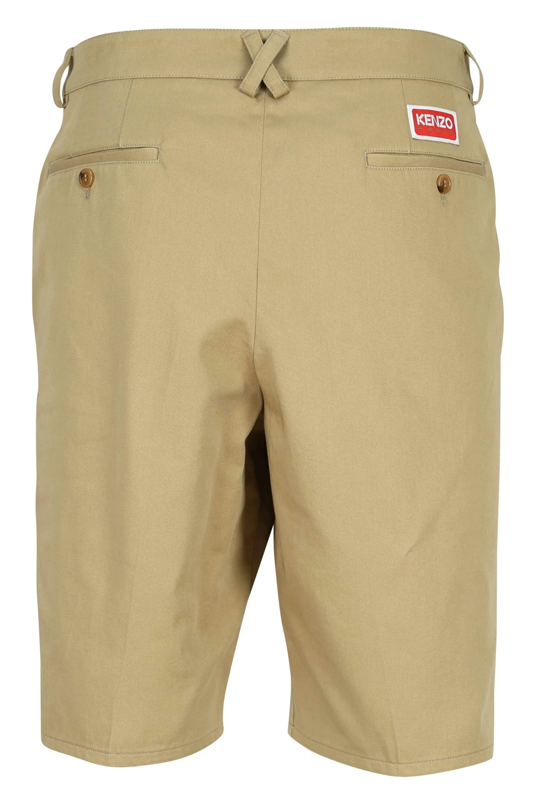 Pantalón beige corto con minilogo 