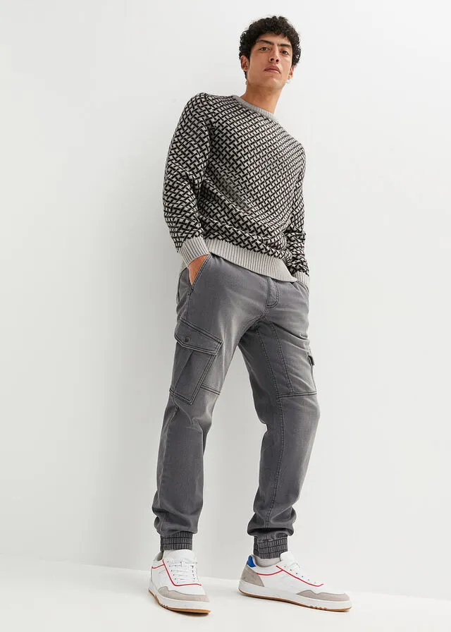 Vaqueros regular fit con bolsillos cargo, corte recto denim gris