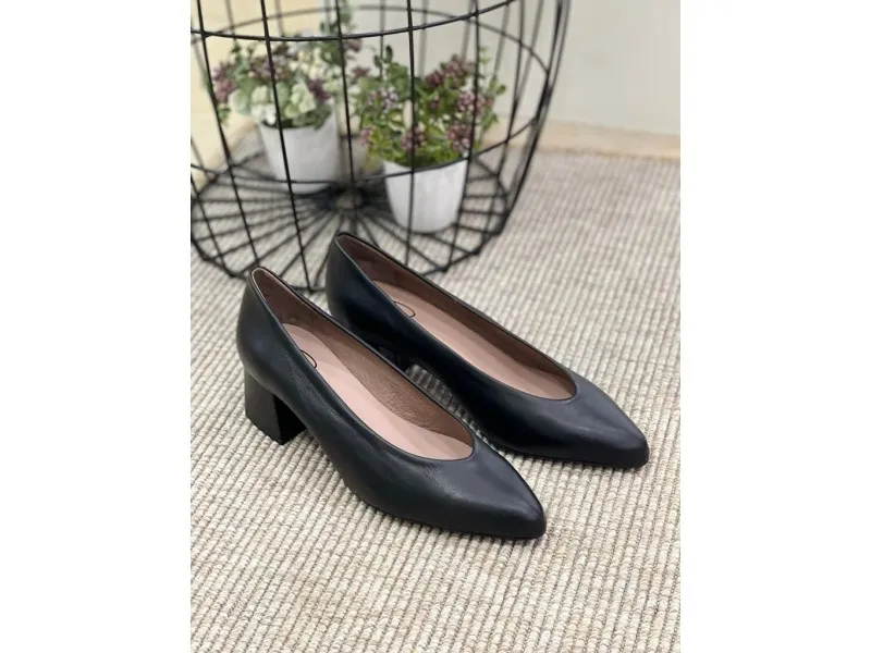 ZAPATO CORTE SALÓN RAGAZZA R5078 CALZADOS ROLDAN EN COLOR TAUPE O NEGRO