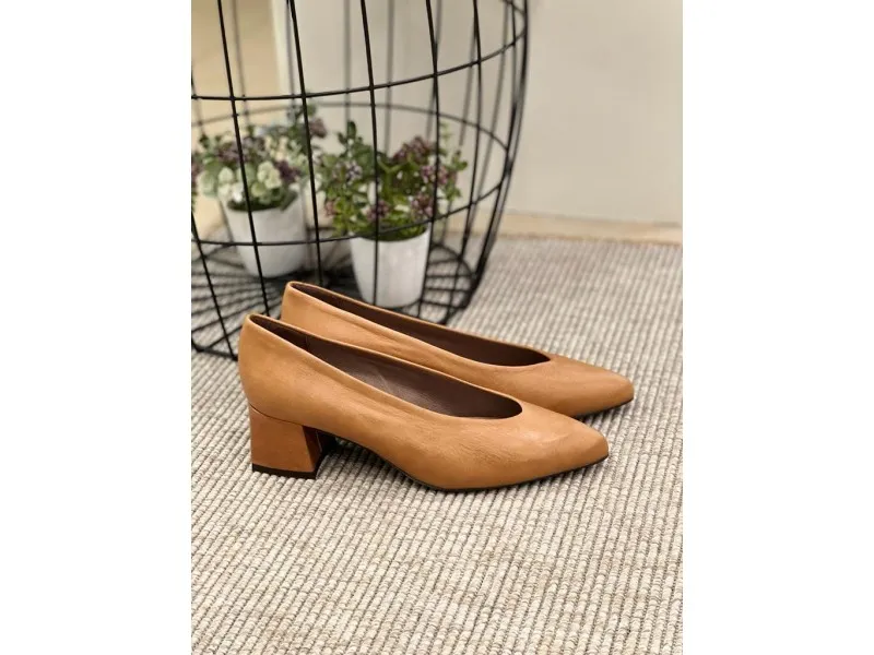 ZAPATO CORTE SALÓN RAGAZZA R5078 CALZADOS ROLDAN EN COLOR TAUPE O NEGRO